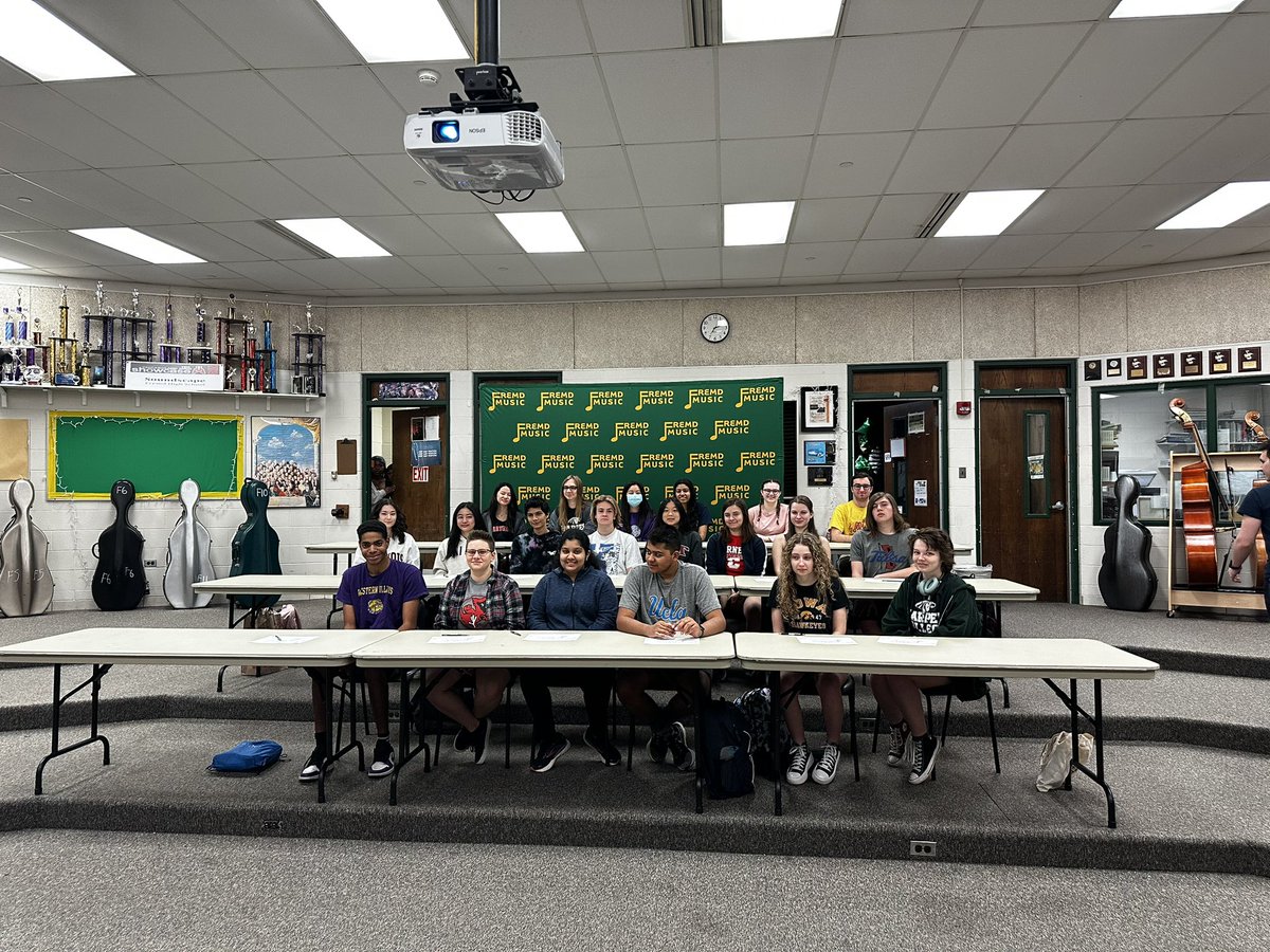 FremdMusicAssoc's tweet photo. Wonderful Music Signing Day for the amazing music students. Go bring music into the world!

Thank you directors for all your guidance and teaching to help shape these great musicians! https://t.co/8YSMgnFWvw