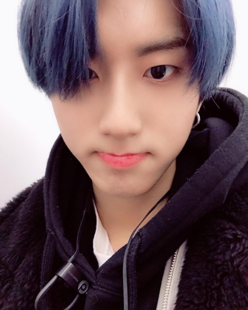 Ch0colateWingzz's tweet photo. hmm https://t.co/beB8QRW7Tk