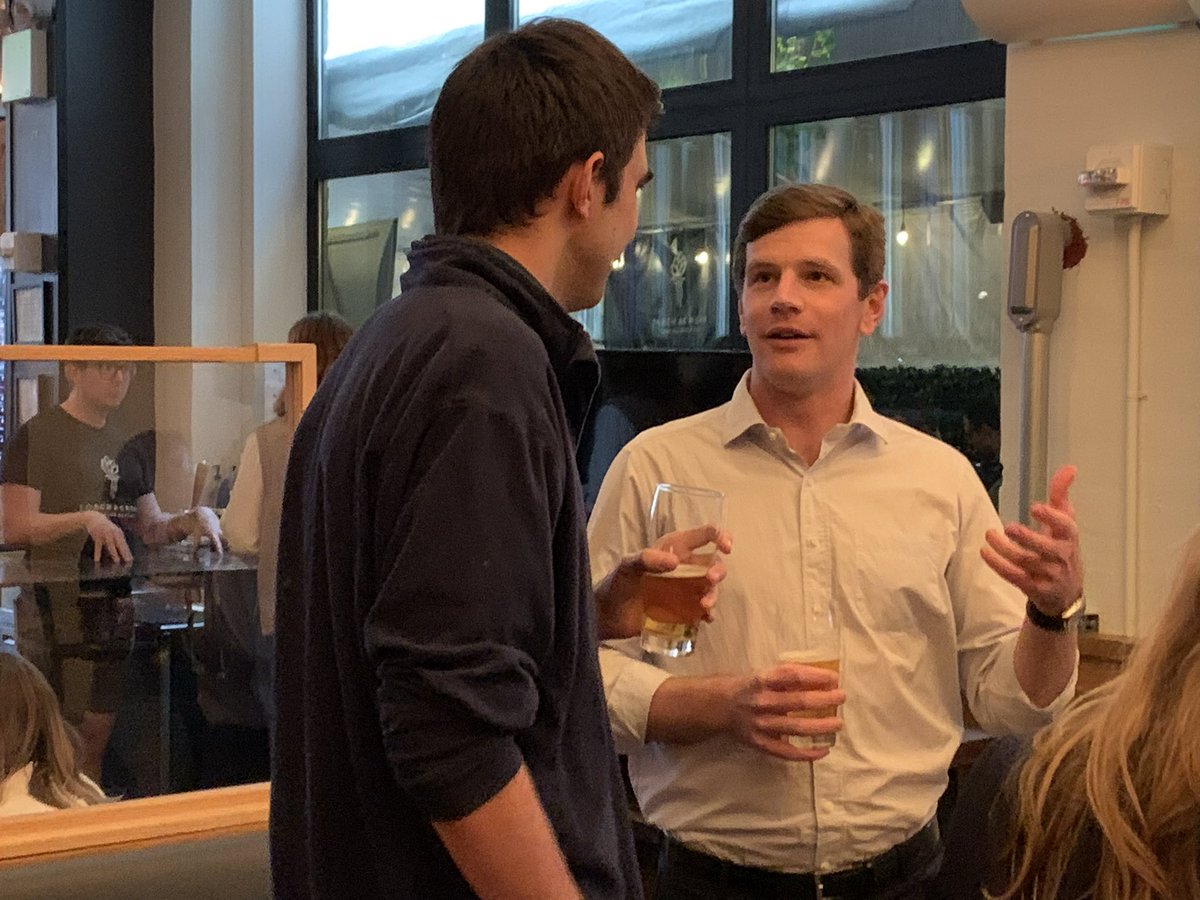 DurhamAcademyAl's tweet photo. It was so great seeing some of our 2012-18 alumni a few weeks ago in NYC! While we reminisced about their time at DA, it was great to hear what they’re up to today. Stay tuned for event dates in Charlotte, NC and the Triangle. #DurhamAcademy #DAalumni https://t.co/N51bf25Ij5