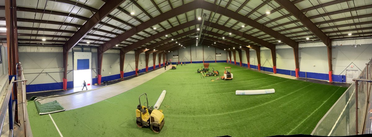 Moving fast, it is incredible to watch the change.  Sewing in the lines.  All coming together.  Cheers