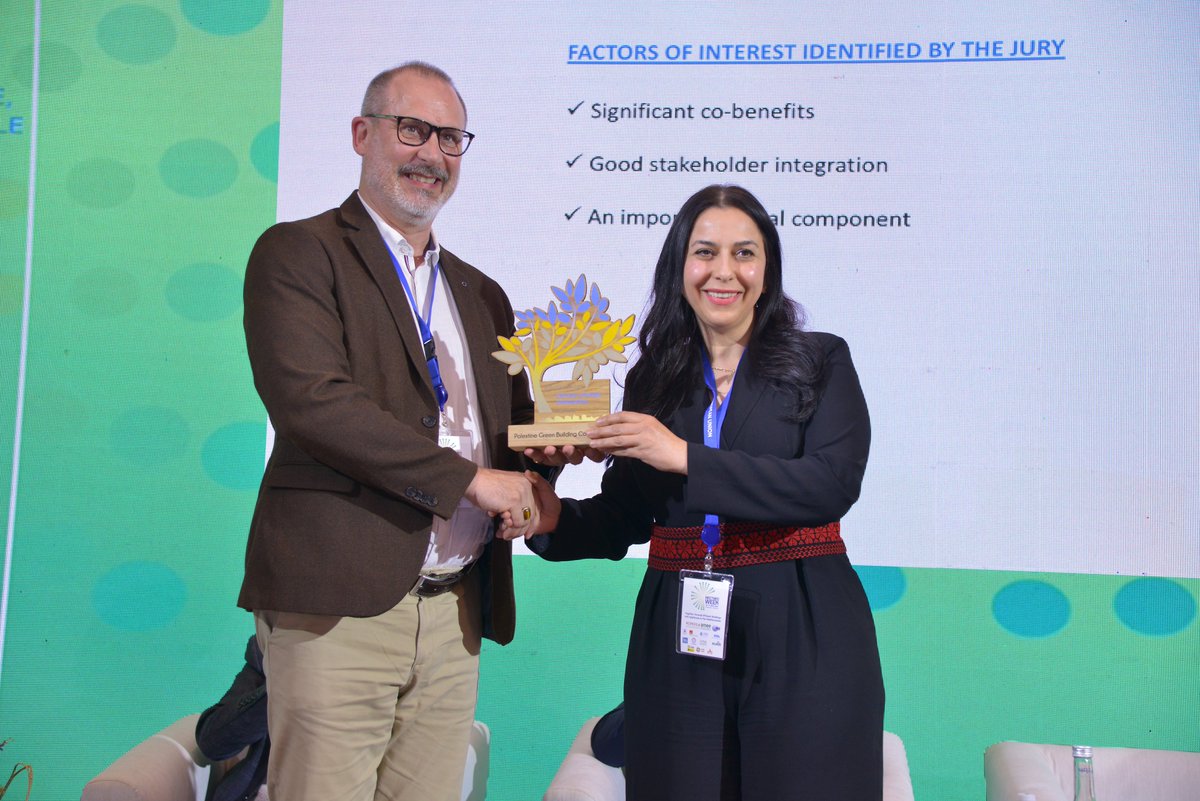 medadaptawards's tweet photo. Some bonus photos from the award ceremony! 😉Congratulations to the winners 🏆 : @InfoJREEEF @PalGBC and #Aguadesol for their inspiring projects !

#ClimateActionNow #Meetmed #Medadapt23 https://t.co/CDTV7tYqNb
