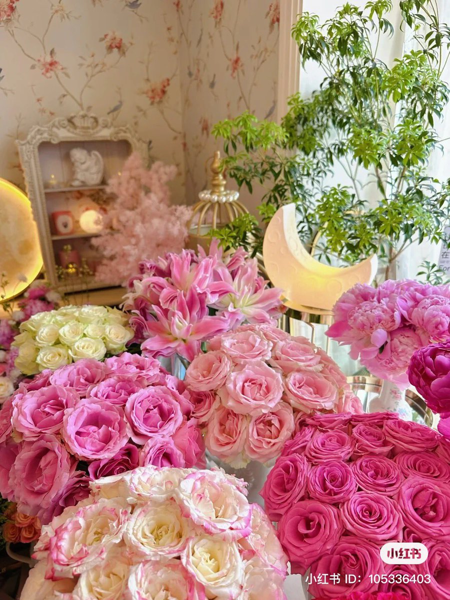 on Twitter "flowers make me so happy"