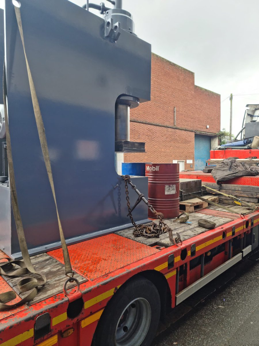 ZebraMachinery's tweet photo. High quality 250ton C frame hydraulic press sold from our stock and painted in our customers chosen colours out for delivery #hydraulicpress #cframe #stock #sold #forsale #quality #carbonfiber #composite #pressing #oil #manufacturing #mfguk #mfgnews #zebra #machine #machinery https://t.co/UVMPGjeUMP