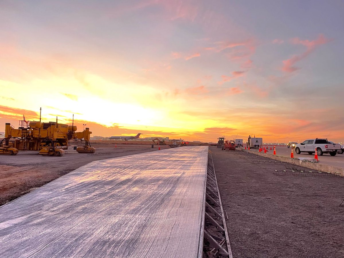 MetalFormsCorp's tweet image. Happy Thursday from your friends @MetalFormsCorp 
#pavingforms #MetaPave at MFC for all applications. Roads, Airports, bridges. Contact us today to discuss your needs. 414-964-4550
metalforms.com/contactConcret…