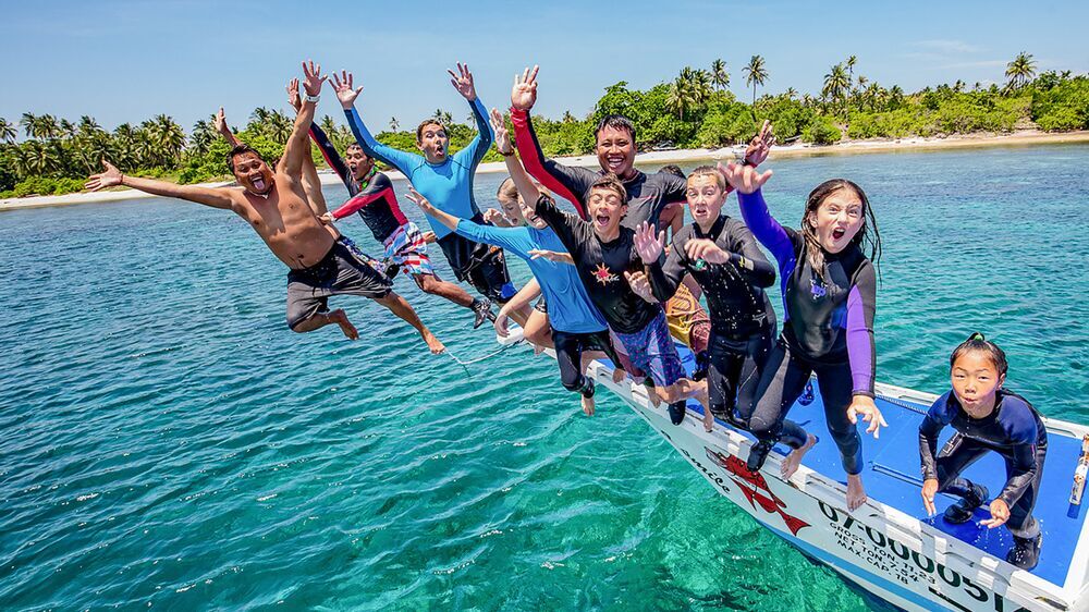 DivingTales's tweet photo. Better Together: Planning Your First Family Dive Trip https://t.co/PJKoz90LWW Found b https://t.co/ssayLAoaG3 https://t.co/mamEYezA7Q