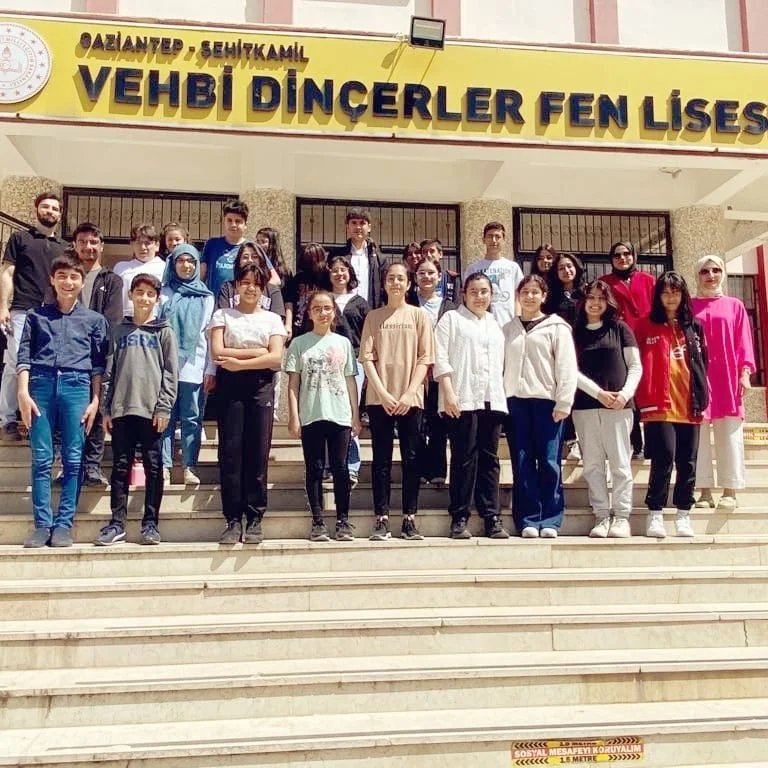 Denemelerde ilk 20ye giren 8.sınıf öğrencilerimizle Vehbi Dinçerler Fen Lisesine okul tanıtım ziyareti yaptık.
<a href="/yagcimehmet27/">Mehmet YAĞCI</a> <a href="/kilit/">kilit</a>
#lgs2023
