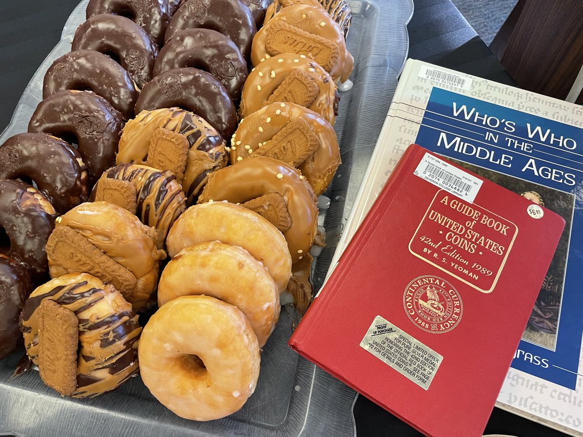 Good morning ⁦@DavidsonCollege⁩ faculty friends… let’s get this Dewey & Donuts party started ⁦⁦@DavidsonLibrary⁩ !