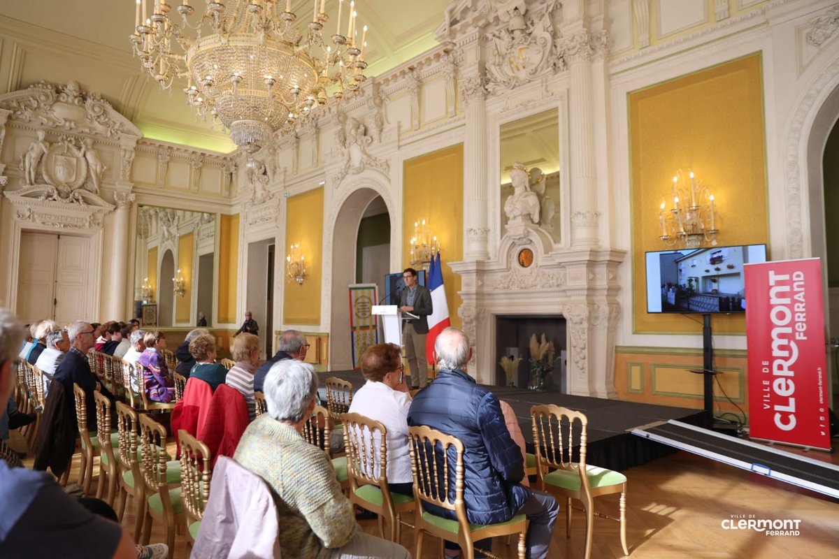 ClermontFd's tweet photo. 𝗠𝗔𝗜𝗦𝗢𝗡𝗦 𝗙𝗟𝗘𝗨𝗥𝗜𝗘𝗦 💚
🏆🌼 Félicitations aux gagnants des #MaisonsFleuries de #ClermontFerrand ! 🌸

Leur passion et leurs jardins ont contribué à rendre notre commune encore plus belle. 🌿🌺

Merci d'embellir notre ville et bravo à tous les lauréats ! 👏🎉 https://t.co/FO1d8jZfRJ