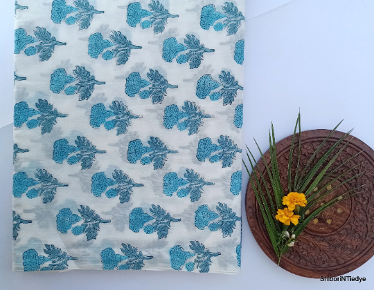 shiborintiedye's tweet image. Hand block floral printed fabric is a timeless and versatile fabric that can add a touch of traditional elegance to any outfit. 
#handblock #floral #printedfabric #traditionalelegant #wardrobe #artisans #woodenblocks #uniquehome etsy.com/shop/TheShibor…