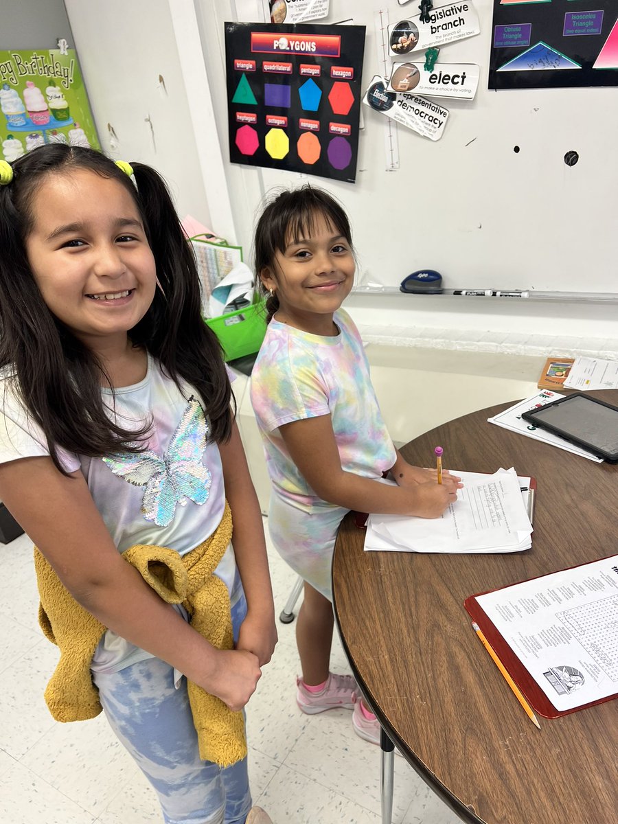 Angie Levato (@levato_angie) on Twitter photo Hmm… to sign or to veto? What did our Executive branch do?<a href="/D23Ross/">Betsy Ross School</a> #proud2BD23 Hmm… to sign or to veto? What did our Executive branch do?<a href="/D23Ross/">Betsy Ross School</a> #proud2BD23