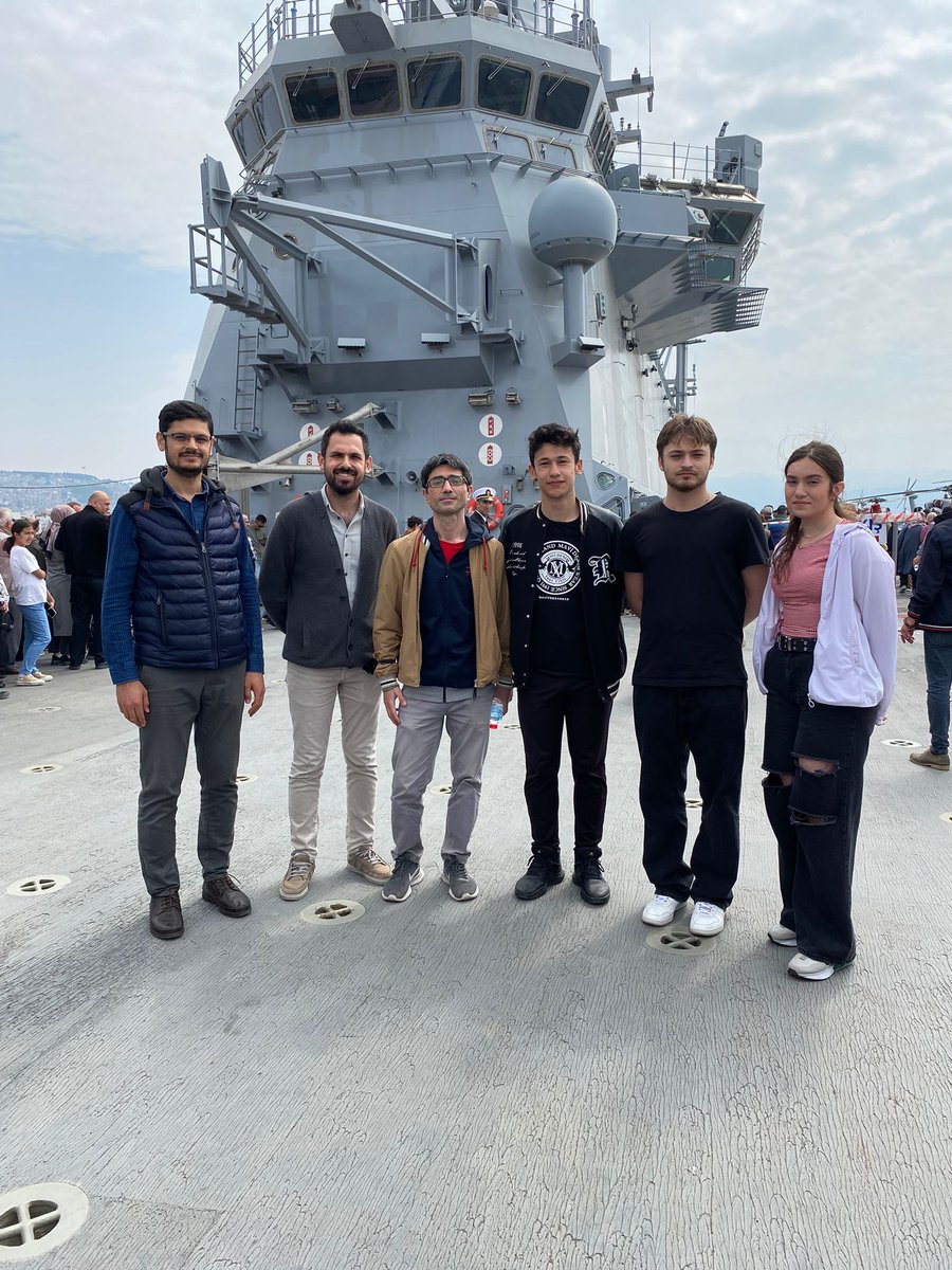 Öğrencilerimizle beraber TCG Anadolu'yu ziyaret ettik🇹🇷 ⚓️