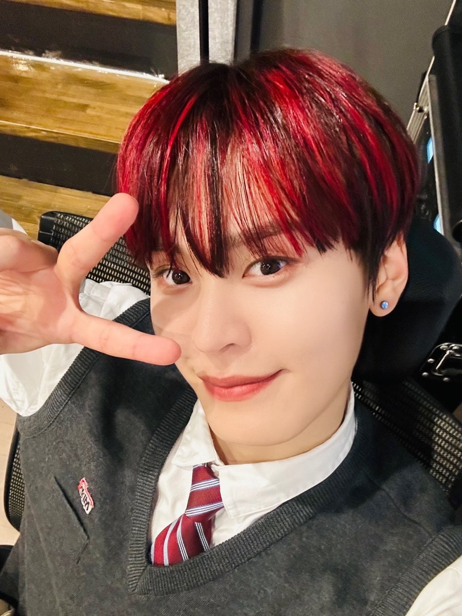 TPST_twt's tweet photo. [#태래] 나랑 독서실 갈래?💌 https://t.co/MpQp71DquV