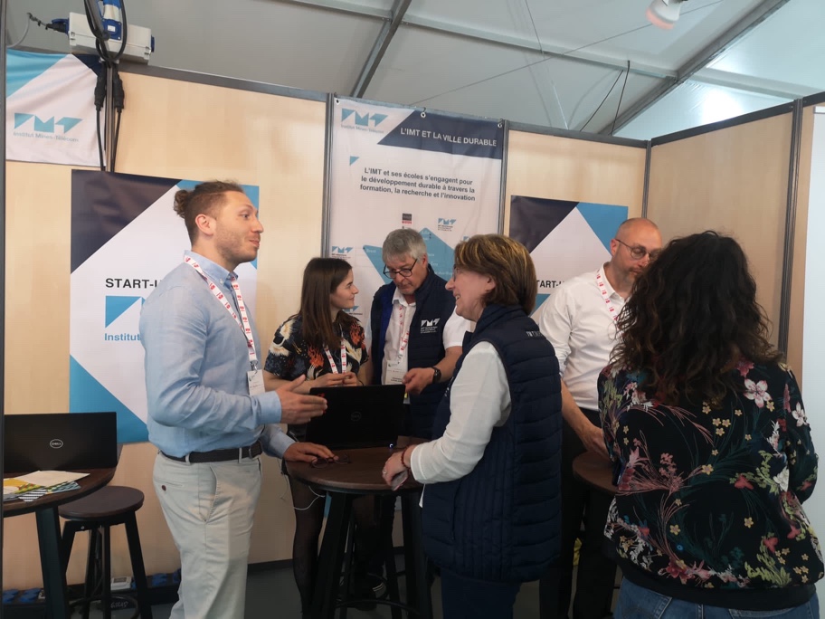 IMT_NordEurope's tweet photo. 🔎Nos équipes sont au Salon @EverMonaco1 pour le Concours #METHAEurope organisé par les écoles de l'@IMTFrance en partenariat avec #EVERMonaco. 

Sur des projets innovants sur les thématiques du #GreenTech, #SmartBuilding, #SmartCity. https://t.co/f3Q8bVR9Fh