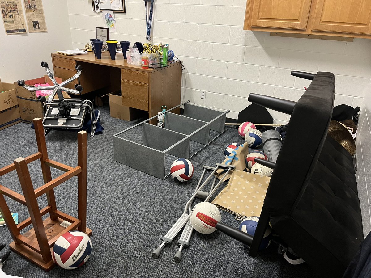 CoachSammiC's tweet image. Well… the #EDGE seniors definitely left their mark 🤣 my office needed redecorating anyway! 
#seniorpranks #RamTough