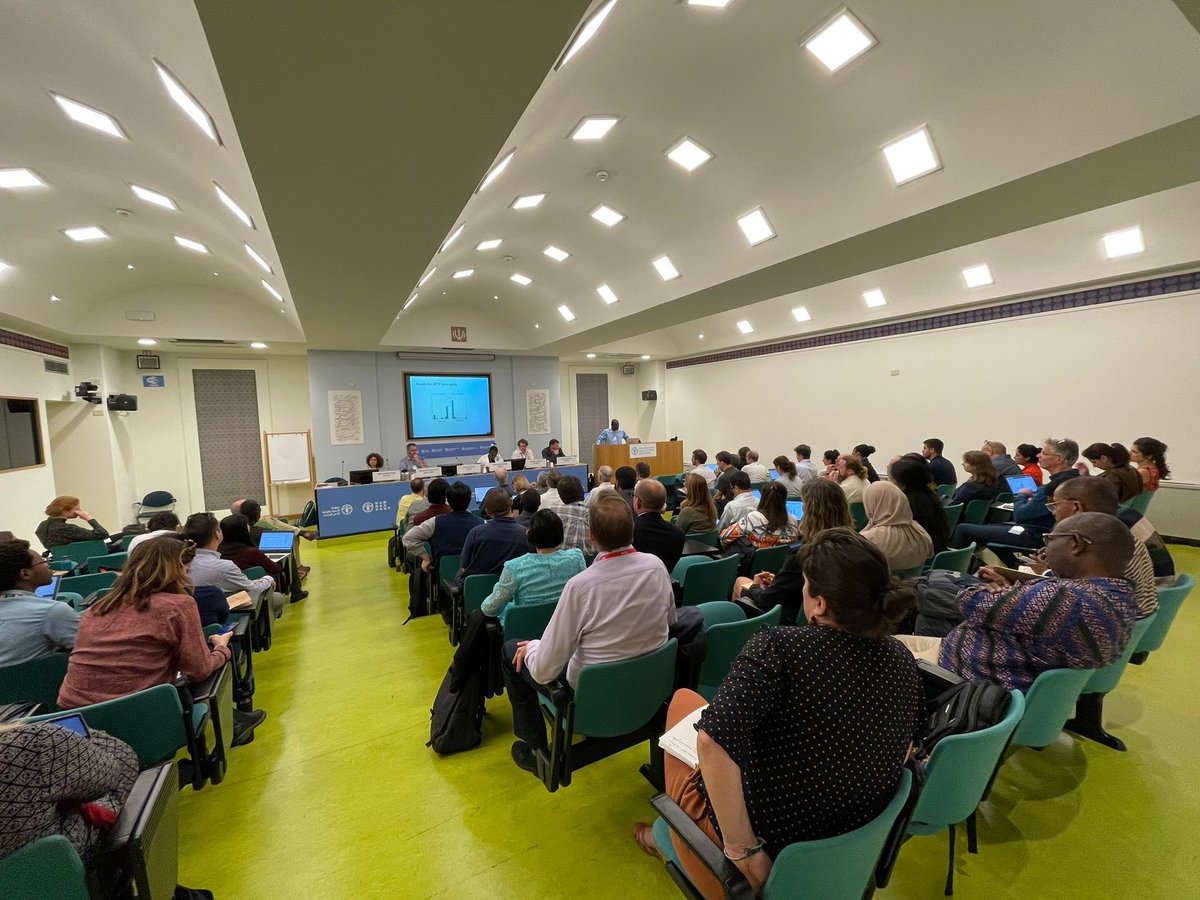 gfoi_forest's tweet photo. Full house for today’s side event on sample based approaches to forest monitoring 🛰️🌎🌳#GFOI2023 https://t.co/w0X5RF7wdt