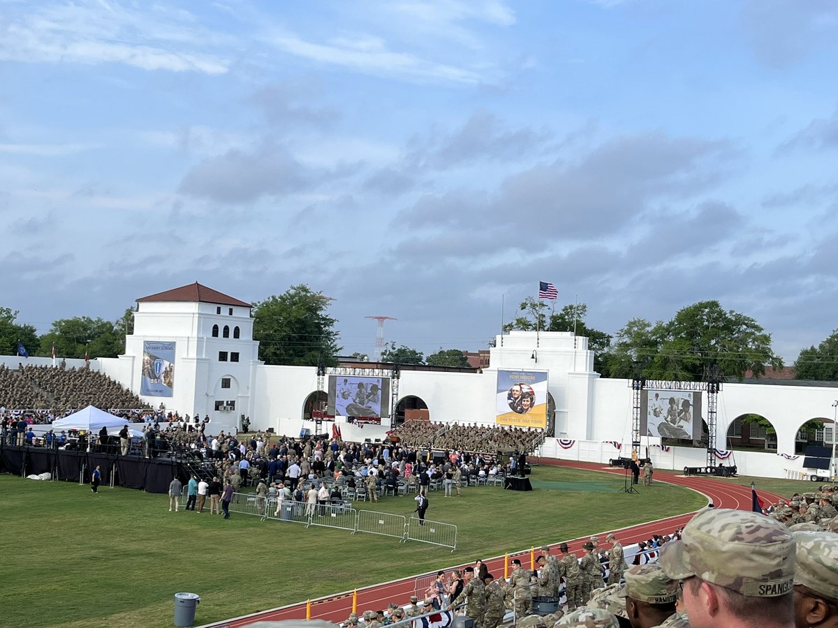 Great Army day as we celebrate the LTG Hal and Julie Moore family by renaming Fort Benning to #FortMoore. @ChiefofArmor <a href="/FMGarrisonCdr/">Fort Benning's Garrison Commander</a>