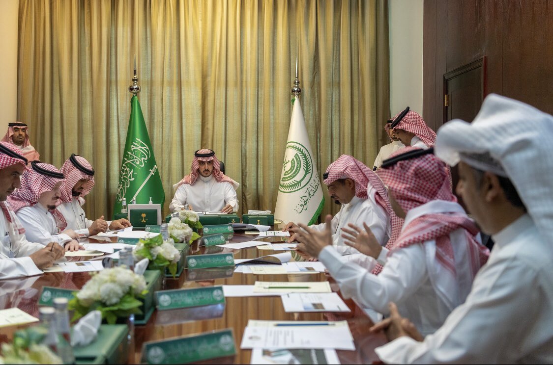 Malsiyat's tweet photo. اختتم صاحب السمو الملكي الأمير فيصل بن نواف بن عبدالعزيز أمير منطقة #الجوف جولته التفقدية التي شملت محافظات المنطقة ومركز صوير وقد عودنا سموه حفظه الله على ذلك من أجل رفع مستوى الخدمات وبذل المزيد من الجهود لتطوير المنطقة ومواكبة رؤية المملكة وبما ينسجم مع توجيهات القيادة الرشيدة https://t.co/upp9TTcHKh
