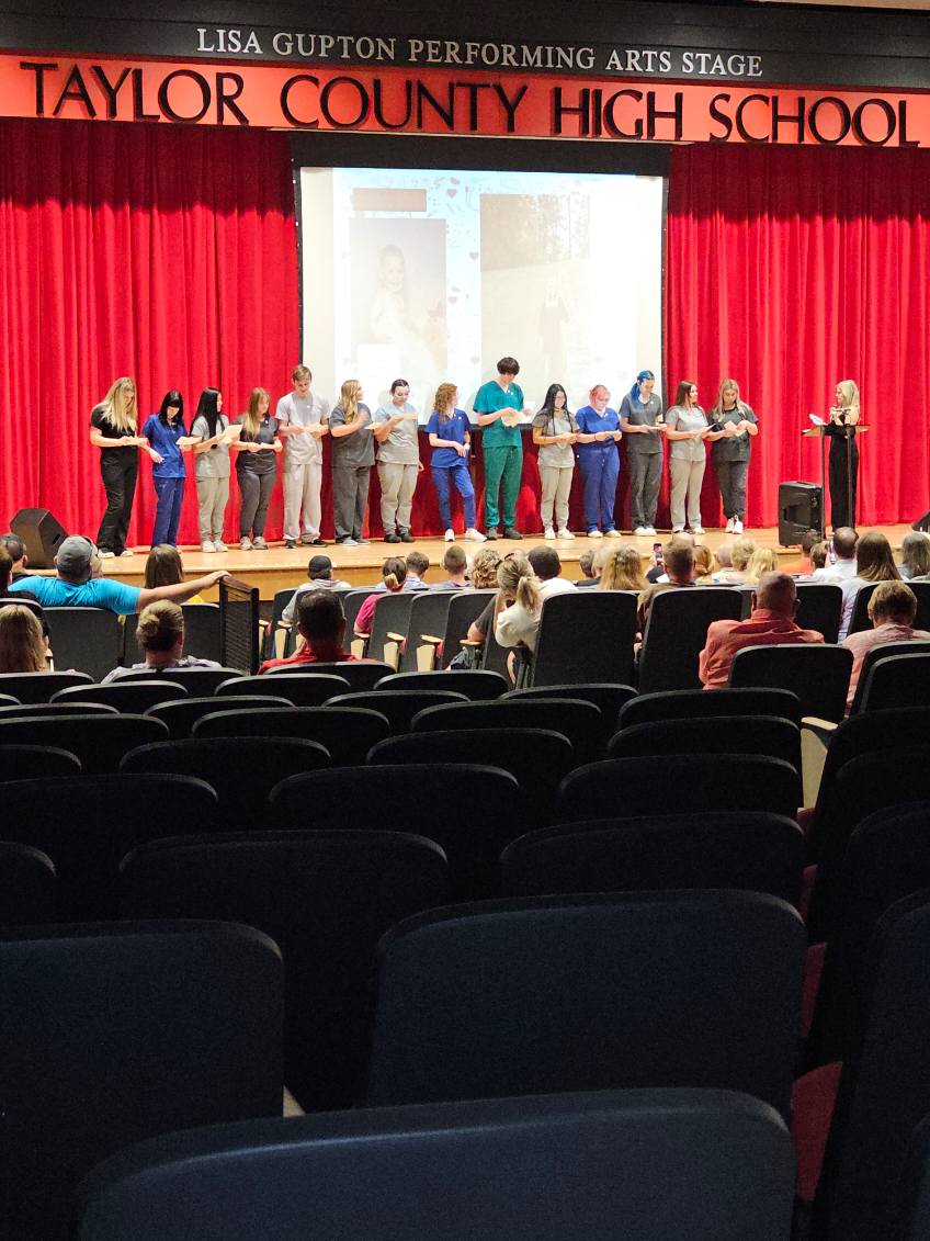 TC_Schools_KY's tweet photo. Students from our nursing program at the Central Kentucky Career Academy had their pinning ceremony last night!
Expect greatness from our career technical students.
#tcpride #CKCA #expectgreatness #careerready #lifeready #CTE https://t.co/axBn3Uw6XW