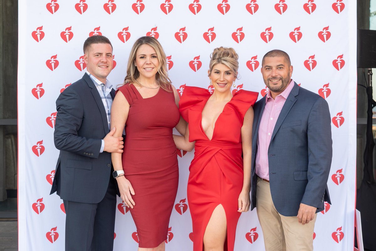 heartmaryland's tweet photo. Thank you to our guests, sponsors, volunteers and supporters who attend our #HeartofMD and #GoRedMD events! You give life to our mission to be a relentless force for a world of longer, healthier lives!
More photos in thread ... 1/4 https://t.co/A2ARsqQoTM