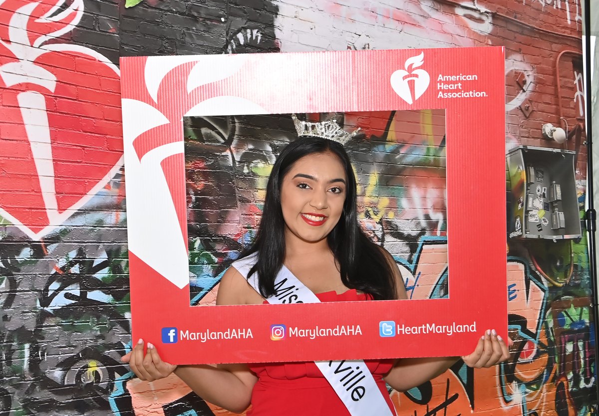 heartmaryland's tweet photo. Great photos from our #GoRedMD #GoRedforWomen event, including emcee Ava Marie from @wbaltv11, survivor Mary Wiley, Miss Rockville Shyama Bhatt, Woman of Impact top fundraiser Dr. @NinoIsakadze of @HopkinsMedicine and fellow Woman of Impact Dr. Kerunne Ketlogetswe @MedStarHealth https://t.co/1rkFFE2bYv