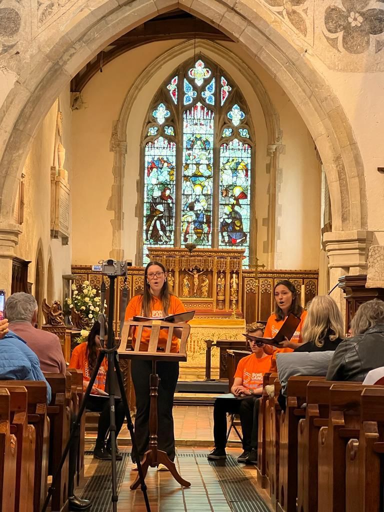 BCRT's tweet photo. Weβre giving a big #ThursdayThankyou to Tappy Sharma and Molly Beddoe for organising a concert at Chalfont St Giles Parish Church in support of @LibertysLegacy3 π€π¦
Together with a raffle and Mollyβs home-crafted crochet stall, they raised Β£650! π
#TeamLibs #Fundraising https://t.co/UkTNhvWw9Z