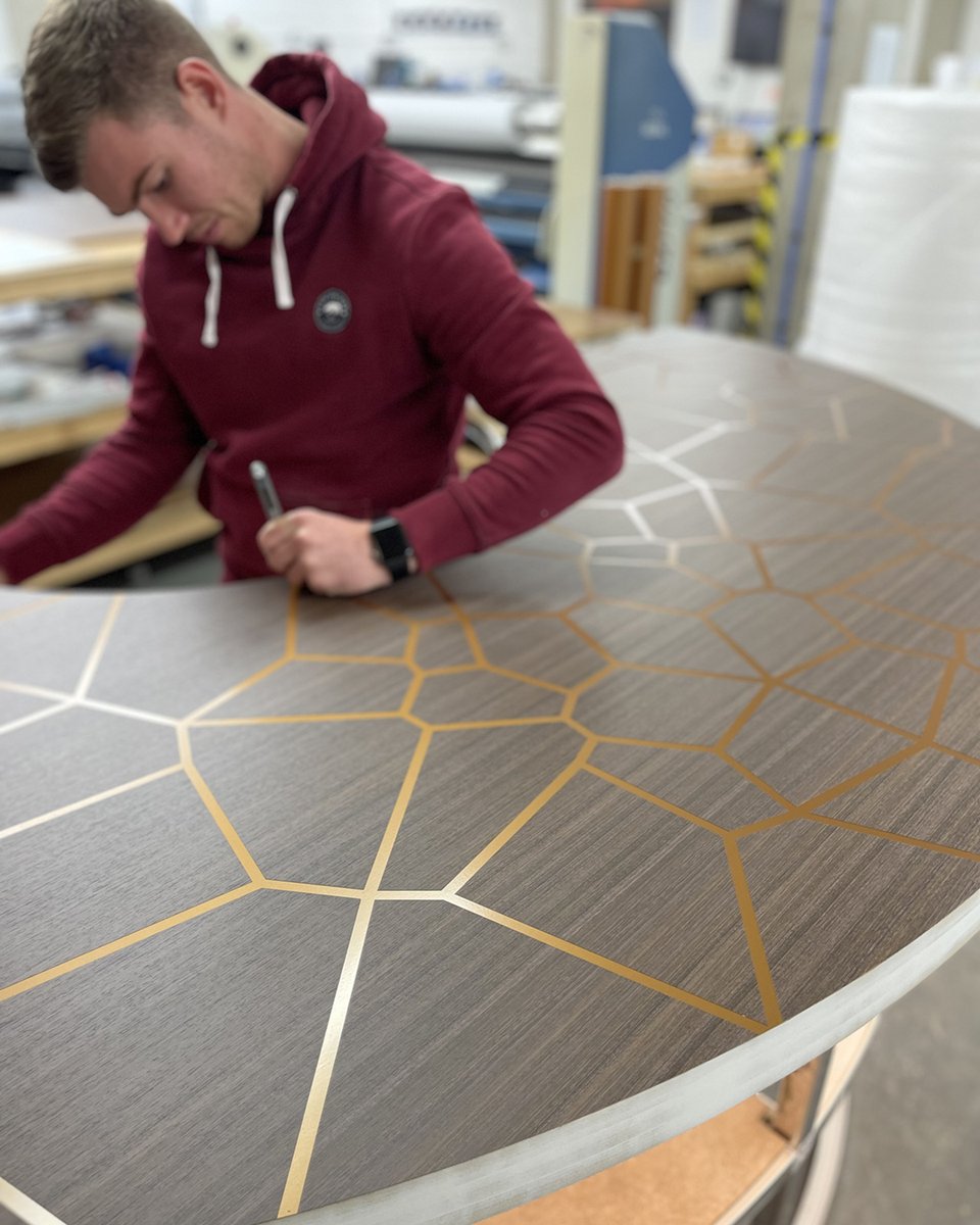 Fine details & finishing touches are always done by hand, looking forward to sharing this one in its entirety

#BTS #BehindTheScenes #BespokeExhibitions #BespokeDisplays #BespokeCounters