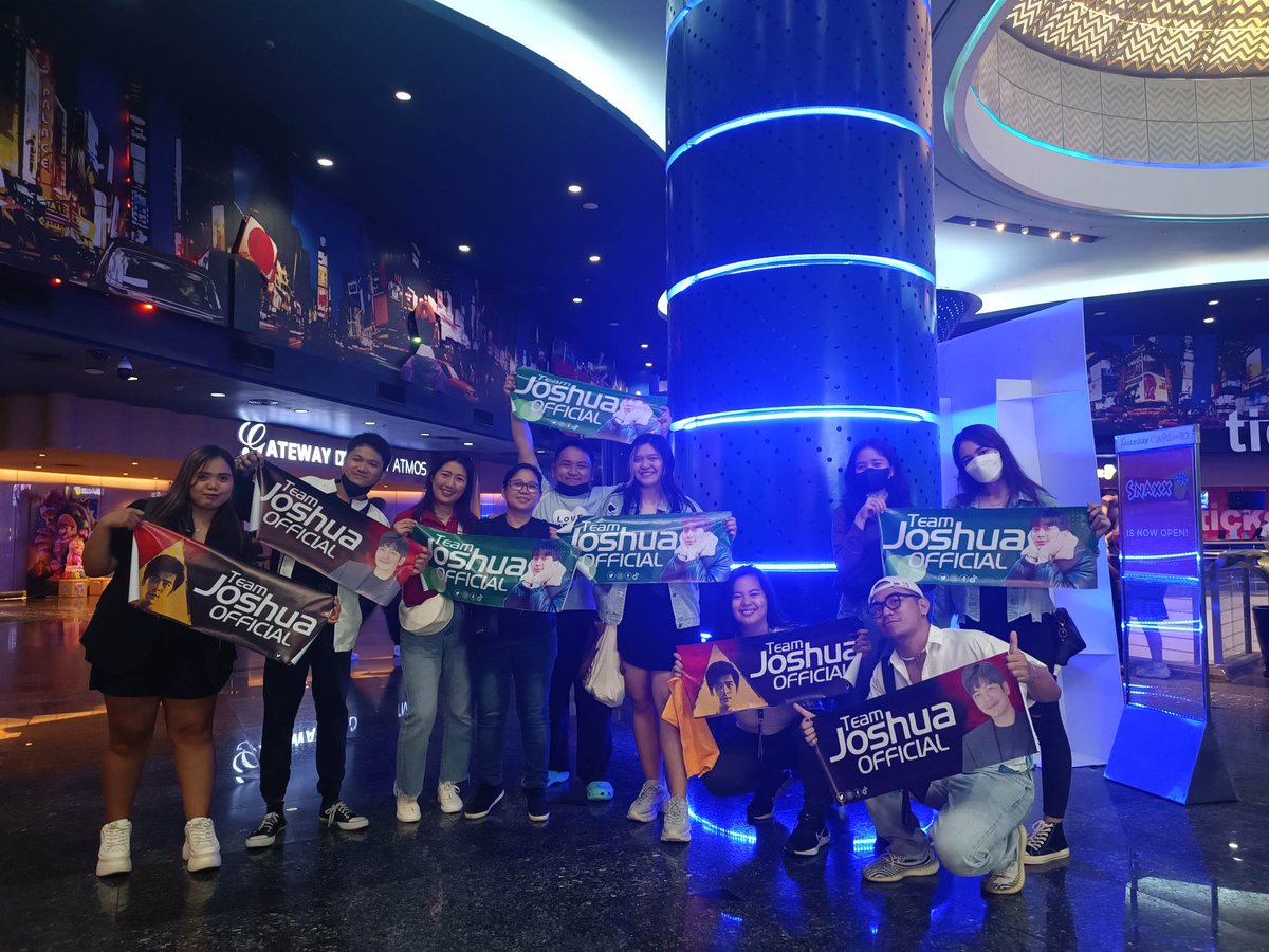 TeamJoshuaHK's tweet photo. Thank You Guys @JoshuaGarciaFP! Congrats Juswa @iamjoshuagarcia  🤗😍💙

#AMKNMSRedCarpetLIVE 
#MamaSusanOnPrimeVideo https://t.co/eTYXEGxh5J