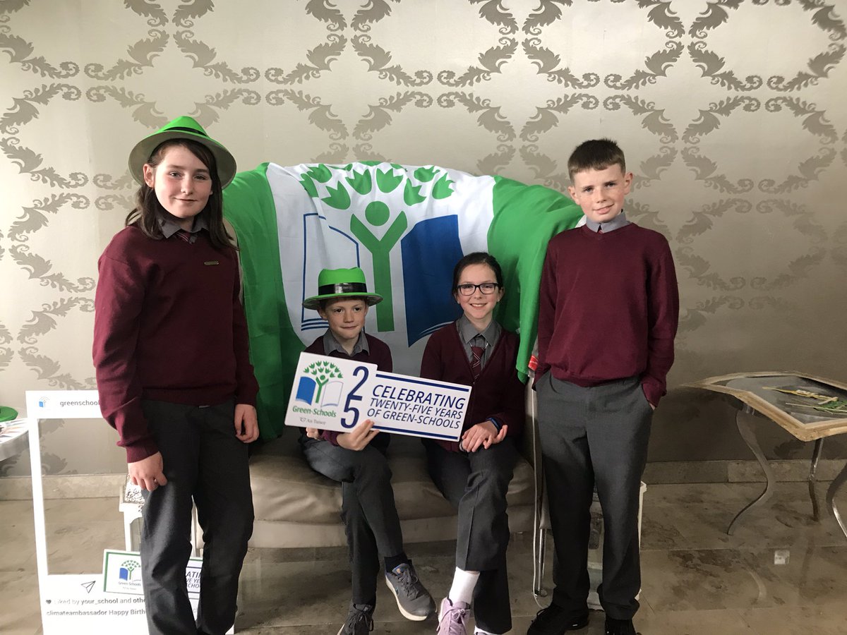 EdmondstownNS's tweet photo. Edmondstown NS is Absolutely thrilled to be awarded REGIONAL WINNER for #Globalcitizenshiplitterandwaste The judges were blown away by all the fantastic work the school is doing. Huge congrats to Ms Browne and Green School Committee for our 7th Renewal #Greenflag @GreenSchoolsIre https://t.co/2jdyzrK9bF
