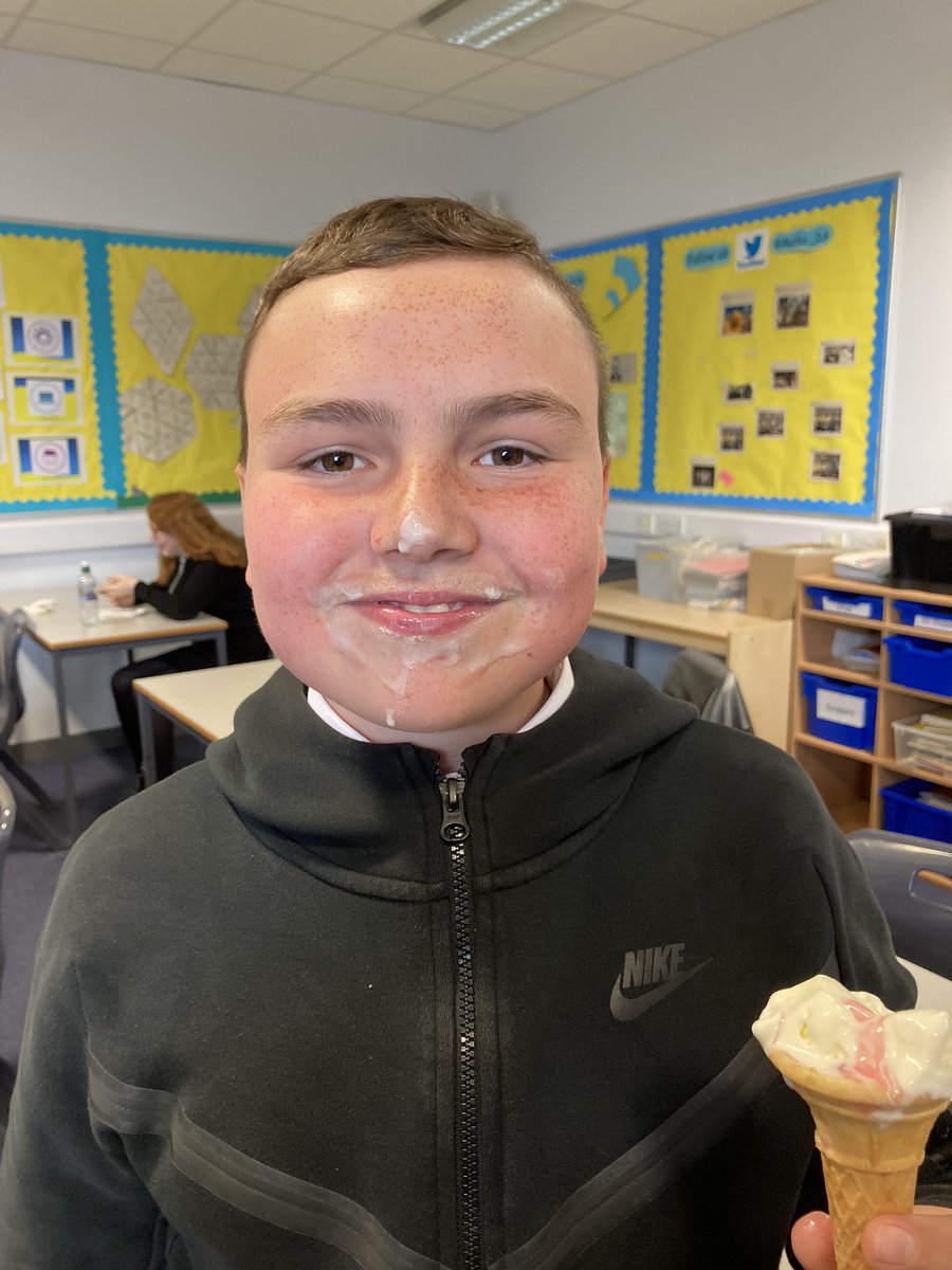 We’ve been talking about self care in PSE today. The ice cream party has certainly helped lift our mood #pse #selfcare #mentalhealth <a href="/DumbartonAcade1/">@DumbartonAcademy_Leven House</a> <a href="/CLYDEHOUSE3/">CLYDE HOUSE @ DA</a> <a href="/luss_houseDA/">Luss House</a>