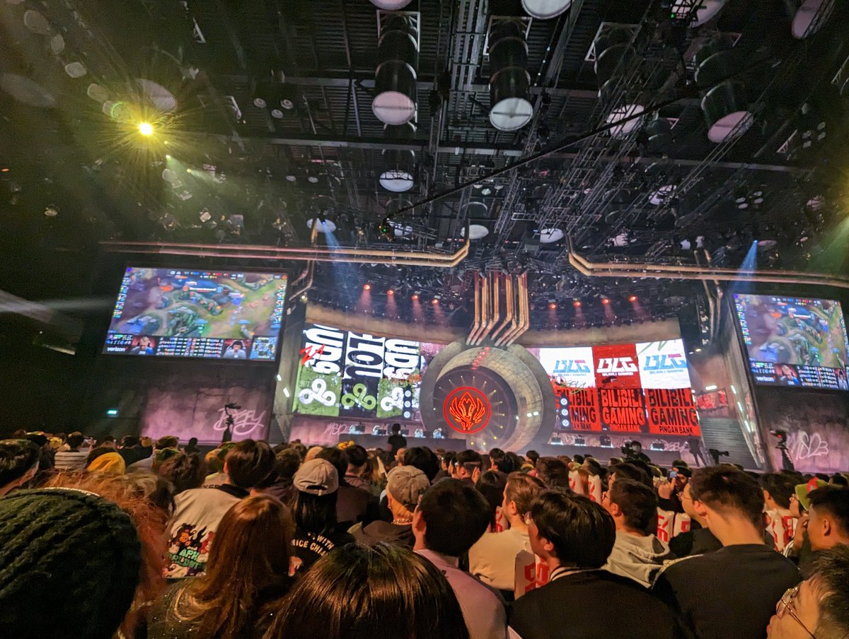 Berl-out > Lond-in
#MSI2023
#ESLOne
#LCS