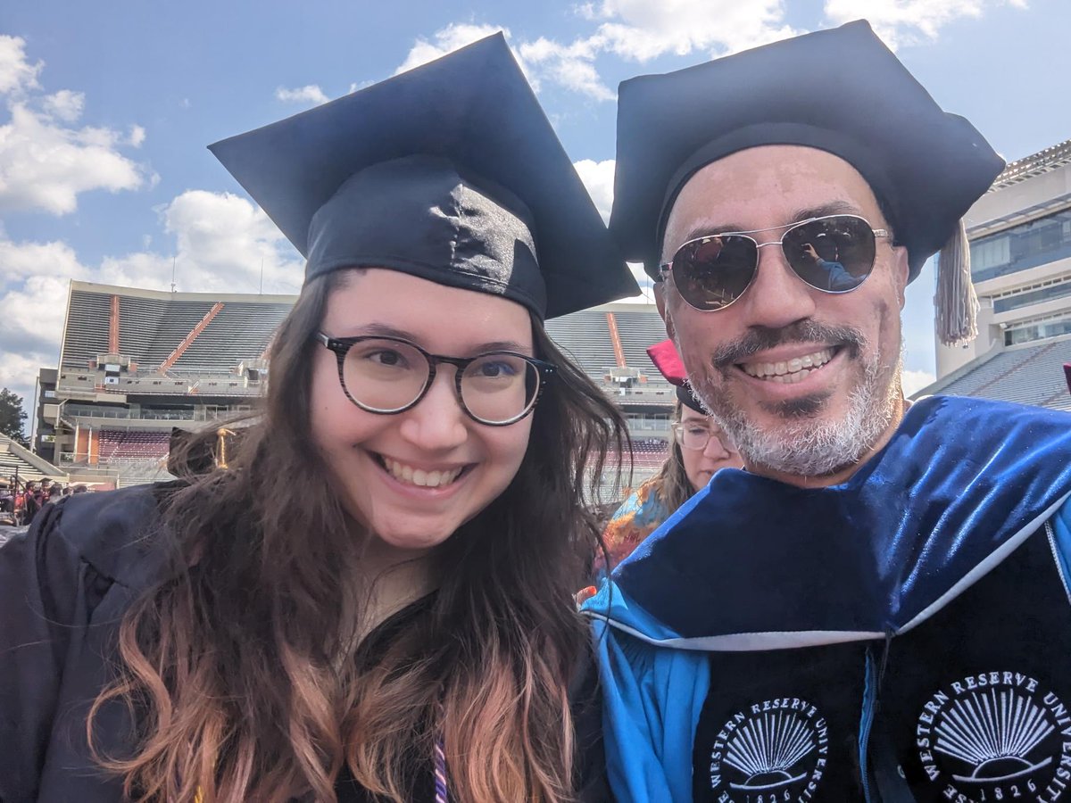 VT_TBMH's tweet photo. Commencement 📸 Congrats grads! https://t.co/FPtvEmayP8