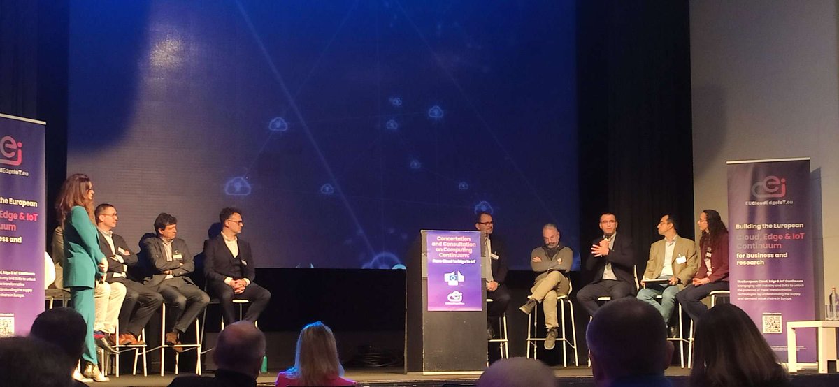 Terminet_H2020's tweet photo. Our coordinator Prof. Panagiotis Sarigiannidis from #UOWM presentation in session Consultation on the Research Agenda 2025-2027 Part 1 - AIOps: 
Software tools for supporting AI across the Continuum, based on the experience gained from #Terminet👏🏽
#AI #EUCEIevent @EU_CloudEdgeIoT https://t.co/bIpGi2LYNY