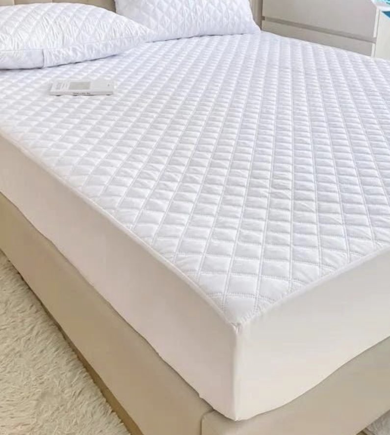 Do you remember how #mum used to push to keep the #house #clean & #tidy . Now get on #mothersday a #mattressprotector to keep her #mattress clean and #stainfree . Enjoy up-to #20% #discounts at
     Mattress & Bed Store  
Ground Floor, The Centre Point, 42 Parklands Rd,#Nairobi