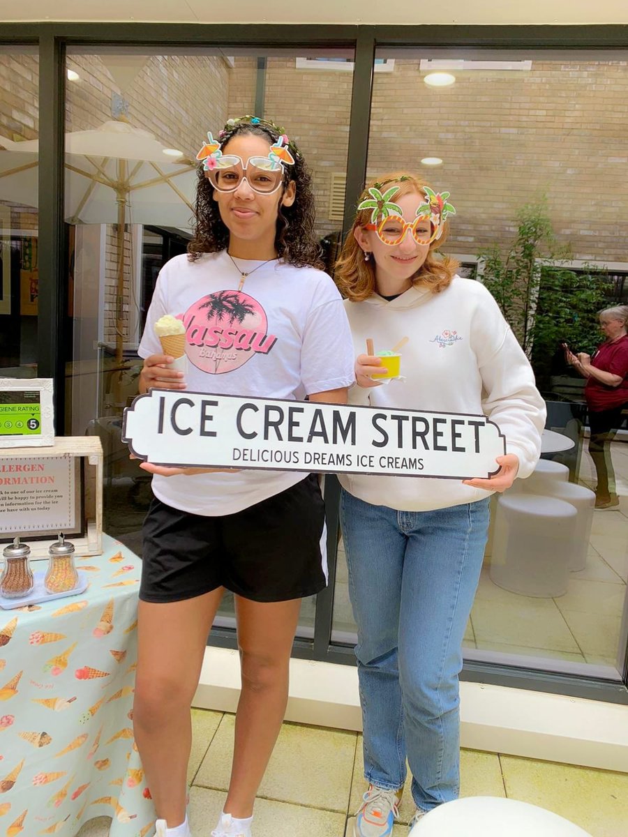 ApartoStudent's tweet photo. There is always room for ice cream at The Spireworks 🍦🙌

#apartofoxford #apartofthespireworks #studentliving https://t.co/GHMouK2yNK