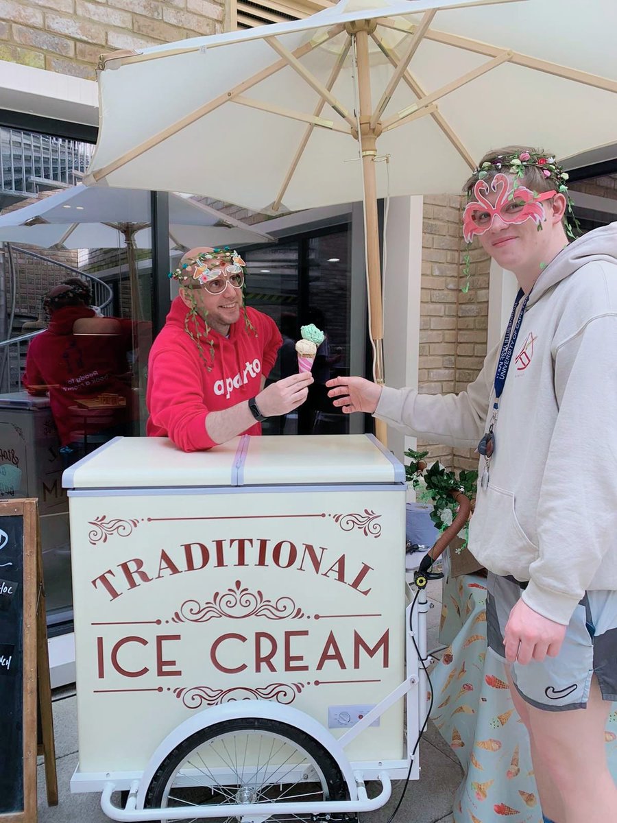 ApartoStudent's tweet photo. There is always room for ice cream at The Spireworks 🍦🙌

#apartofoxford #apartofthespireworks #studentliving https://t.co/GHMouK2yNK