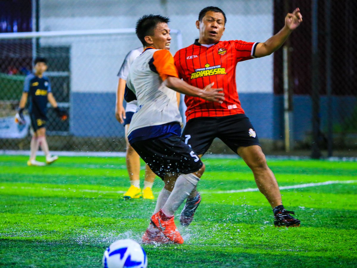 dijegal 
#NotePluz - dijegal pluz pluz 
sekali kali perlu merasakan bagaimana rasanya dijegal pluz pluz 
tapi kata teman, sengaja dijegal pluz pluz
enjoy the game pluz pluz💃💃💃 
#PluzPluz 
#doelbeckz7 
#db7