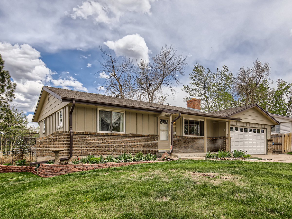 WillGosch's tweet photo. Check Out my two newest listing!! https://t.co/rp5l57F5Od https://t.co/vaAAtK5Nh5