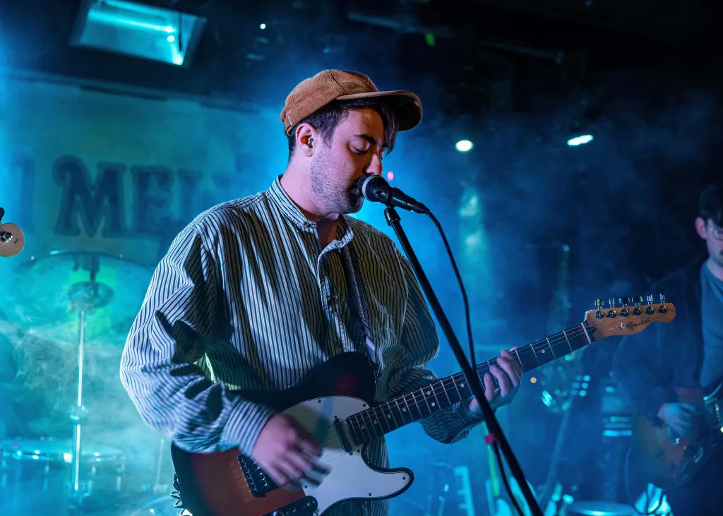 Am noson gyda @melin_melynband, @HMSMorris + @itsmojojnr ar nos Sul 🥳 SOLD OUT @TheBunkhouseSA1 on Sunday 🙌 📸 Stay Focused Photography @SwanseaMusicHub | @mentrauiaith | @Arts_Wales_ #abertawe