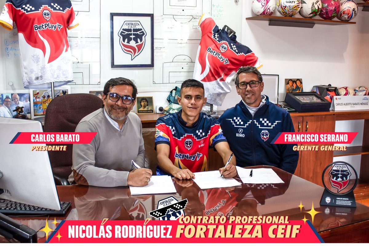 FortalezaFC_Of's tweet photo. La NUEVA GENERACIÓN del Fútbol Colombiano firmó su primer contrato profesional.
𝘝𝘰𝘭𝘢𝘯𝘵𝘦𝘴 𝑴𝒐𝒅𝒆𝒍𝒐 𝟐𝟎𝟎𝟒
José Luis García
Jerónimo Barrera
Nicolás Rodríguez
Y el 𝘈𝘳𝘲𝘶𝘦𝘳𝘰 titular más joven del FPC...
🥁🥁
Jordan García 𝑴𝒐𝒅𝒆𝒍𝒐 𝟐𝟎𝟎𝟓
#FortaFactory🏭 https://t.co/78vXjthce3