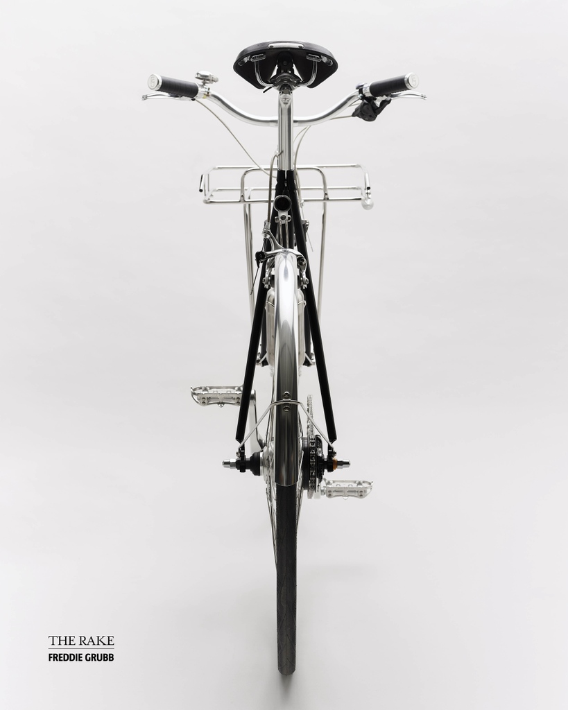 Introducing the The Rake x Freddie Grubb Tyburn. ⁠
⁠
Featuring a leather saddle and grips, internal brake and gear routing, and custom FG Lugs, The Rake x Freddie Grubb Tyburn is thoughtfully crafted for an elegant commute.⁠
 
l8r.it/VZHW

#FreddieGrubb #CityBike