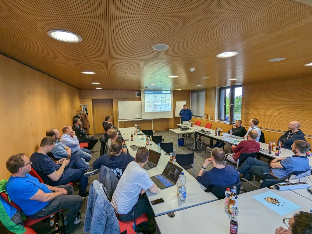 Dr. Hartmut Schubert tweet media