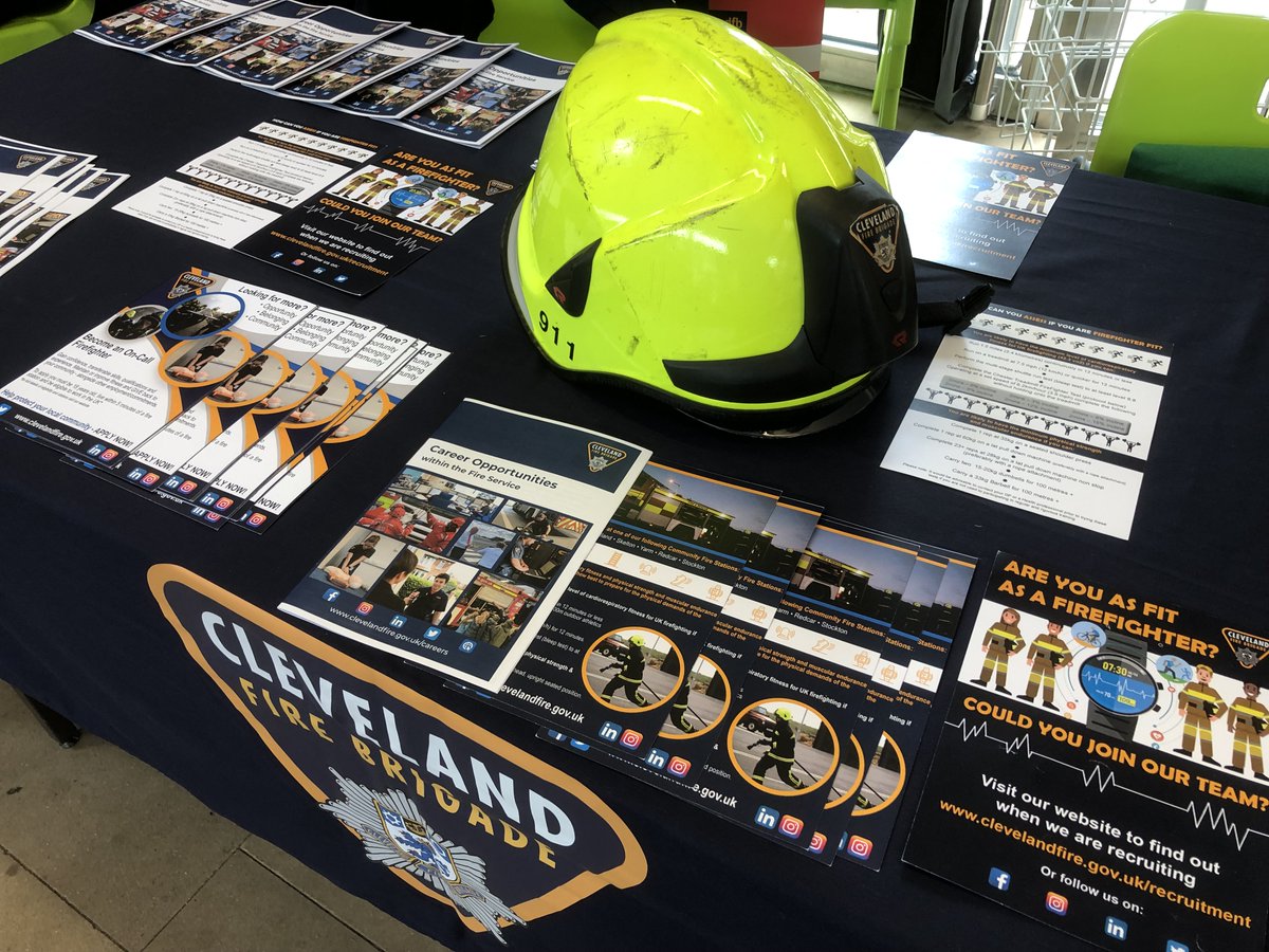 ClevelandFB's tweet photo. Today we are at Middlesbrough Careers Fair at @AskhamBryan talking to students about career opportunities here at Cleveland Fire Brigade! 🚒

From Firefighters to Finance all of our roles play an important part in making Teesside safer and stronger! #TeamCFB #MoreThanFires https://t.co/yXkfpxtsZ8