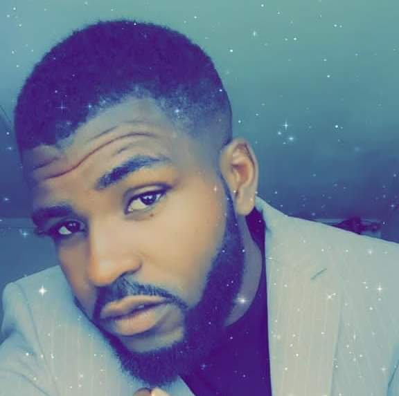 Compton_NG's tweet photo. On behalf of all fine boys on twitter I say "good afternoon lovely people". https://t.co/7xst3N6ftk