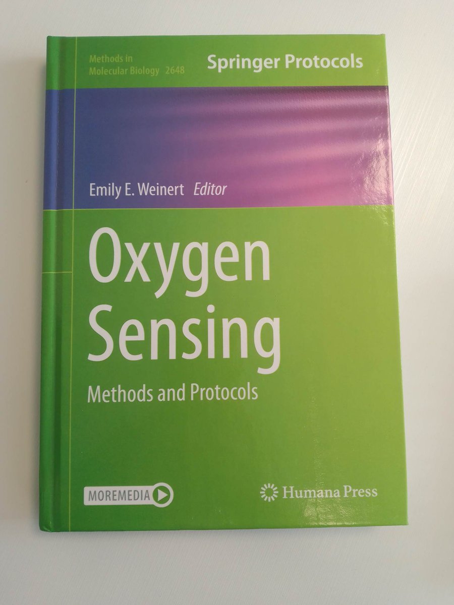 GeoSantiagoM's tweet photo. #NewPI #Microbiology #Anaerobes #Archaea #Bacteria 
The book has arrived! It's my first book chapter! 
"Methods for Culturing Anaerobic Microorganisms"

Find the protocol here: 
https://t.co/yaOiCt2fmD https://t.co/Xq4p7bRsIU
