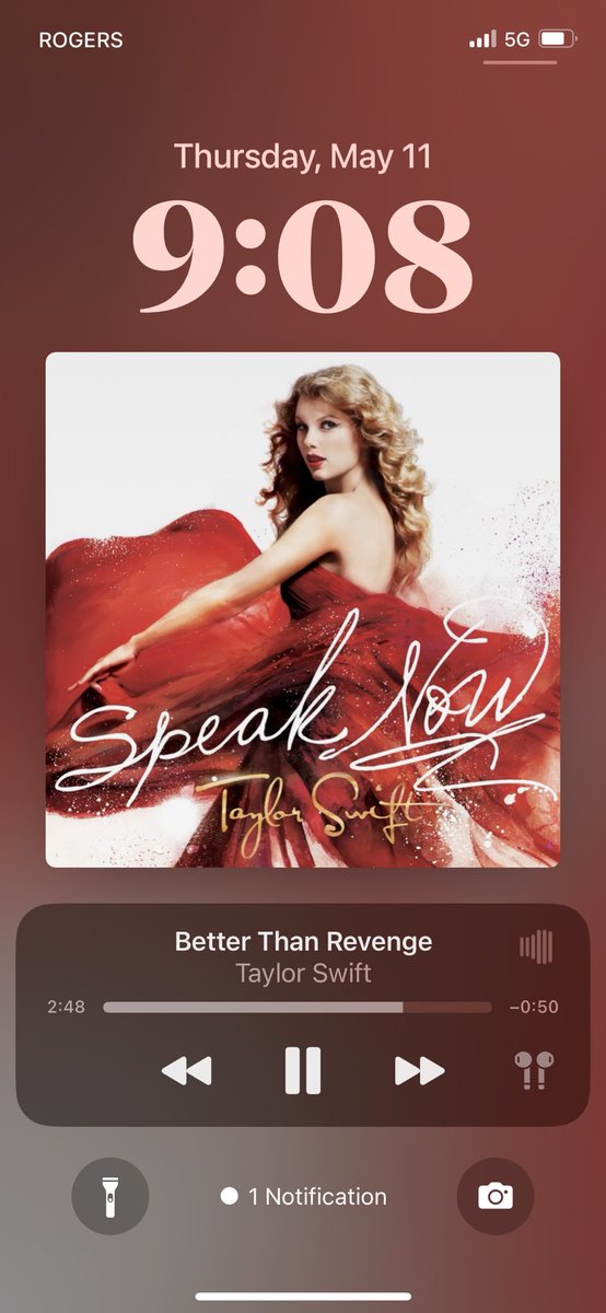 brennyn_w's tweet photo. When I say I listen to rock music, this is what I mean. https://t.co/uiiOAnjia3