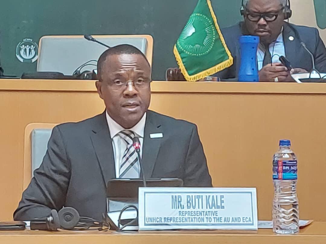 UNHCR_AU's tweet photo. Dr. Buti Kale, UNHCR Rep to AU &amp; UNECA, pleads for the inclusion of refugees and asylum-seekers in national systems in line with human rights treaties. Speaking at the 75th session of the #ACHPR today in Banjul, Buti called for international solidarity and assistance. https://t.co/ChyzsCgTbO
