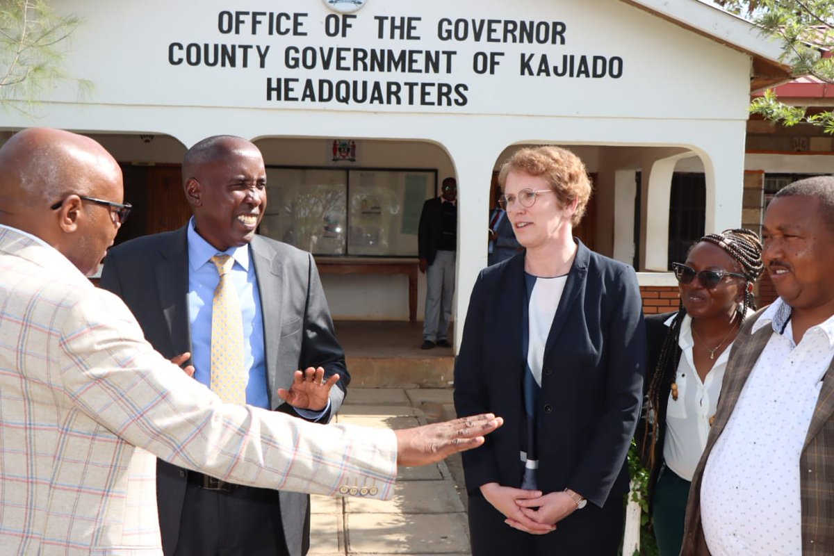 OloolaiserWSC's tweet photo. The CEO WASREB, German Bank KFW,  Ministry of Water, the CEO Athi Water Works Development Agency paid a courtesy to the Governor kajiado County H. E Joseph Ole Lenku, to enforce good governance of water service providers in the county. Present was the MD and BOD Oloolaiser Water https://t.co/kgzAXkvnl3