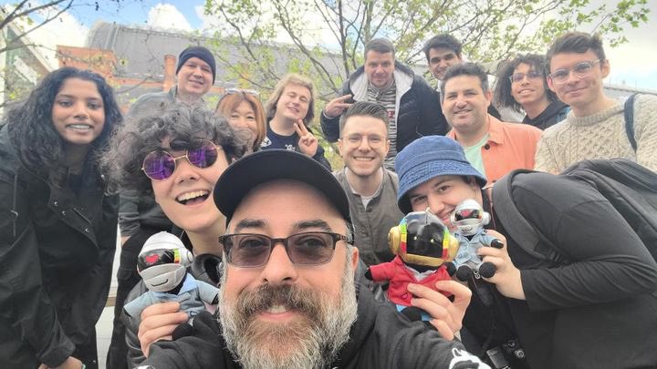 whysebi's tweet photo. The Daft Punk #infinitywalk gang in London this morning. A pleasure meeting everyone. Go to the coordinates, pull up the filter and watch out for clickable links, folks! 😉 https://t.co/ESTnKHUtBn