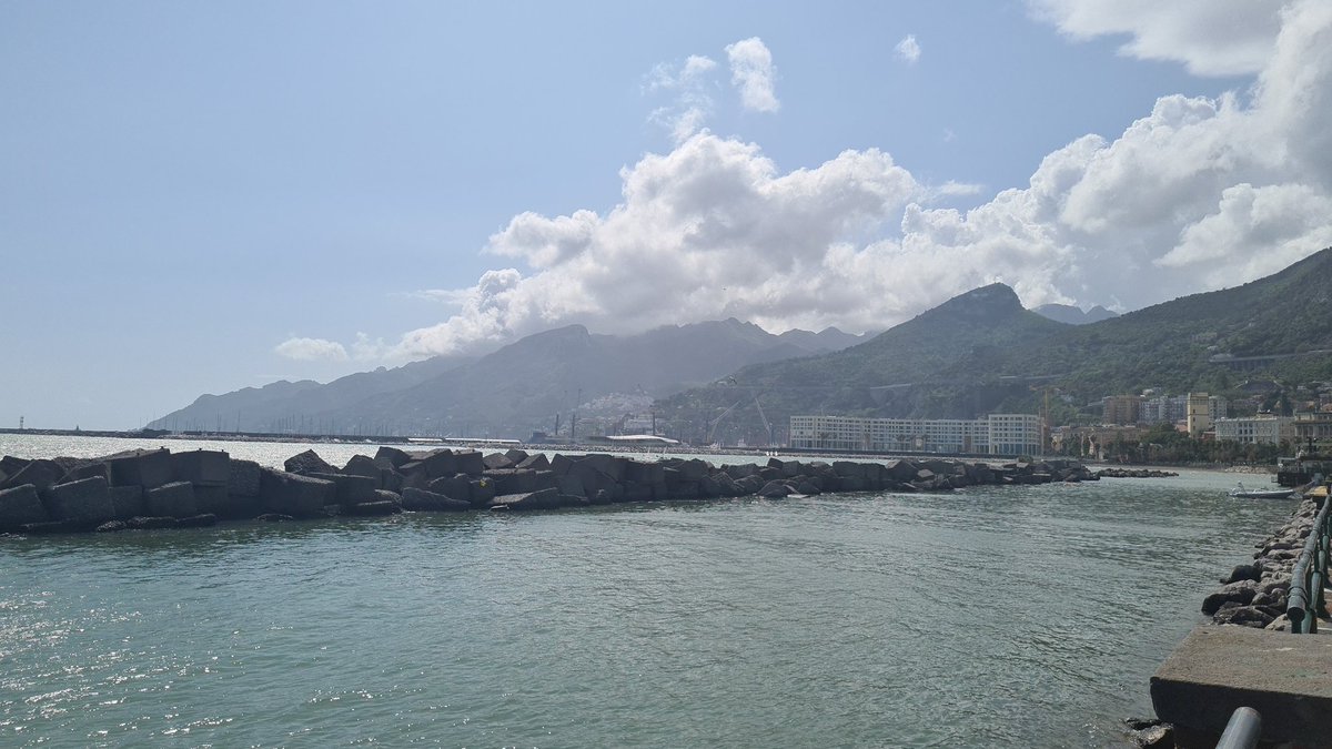 Buon pomeriggio tra il vento e il mare