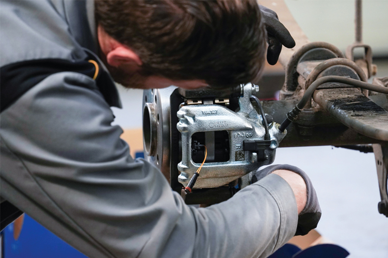 cvwmagazine's tweet image. CVW talks to #DieselTechnic’s parts specialists, Lars and Kevin, whose YouTube videos have over 12,000 subscribers, about brake systems, identifying common error patterns and offering practical solutions.

cvwmagazine.co.uk/diesel-technic…